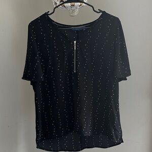 Apt. 9 Black Zippered Blouse with Subtle Pattern